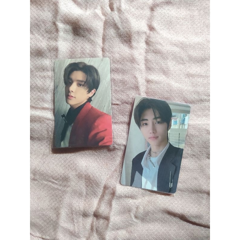 Photocard Jake Scylla selca jas merah Sunghoon Hype selca peniti