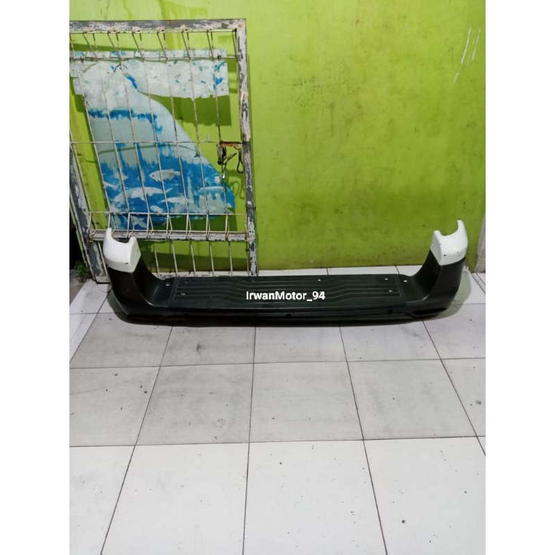Bumper Bemper belakang Panther Touring