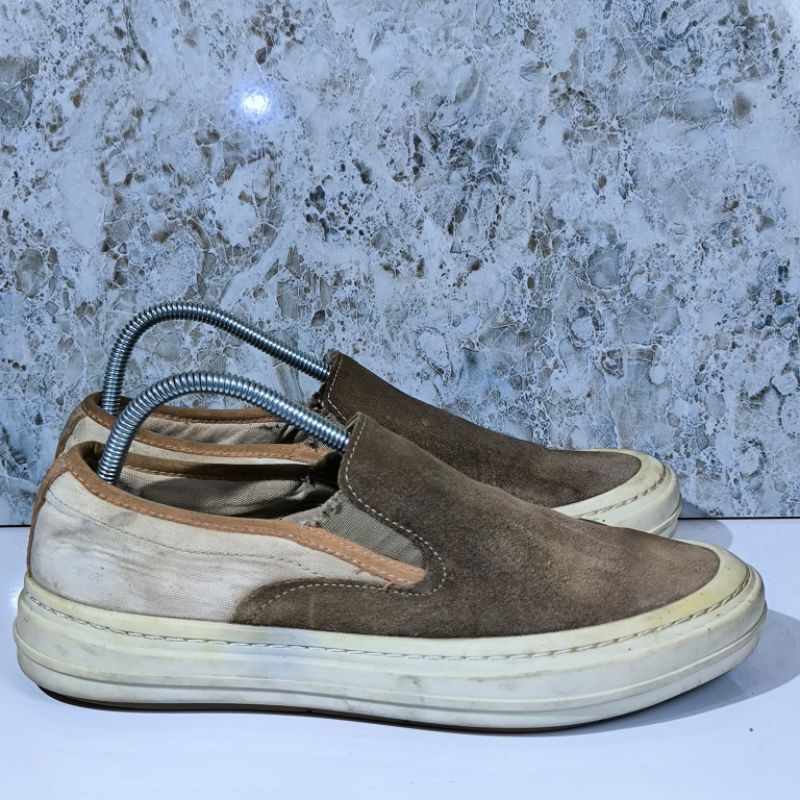 zara slip on size 41/42 ori