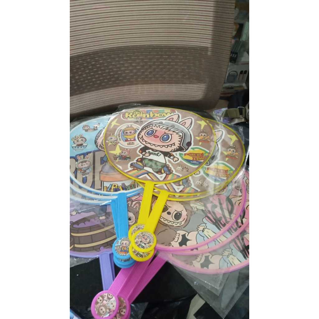 kipas tangan anak kipas tangan karakter anak anak kipas tangan cantik memiliki motif  yang lucu