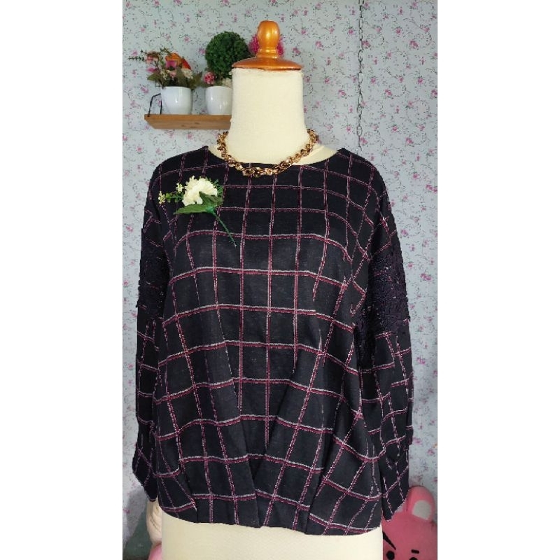Blouse Kotak lengan balon HK works london