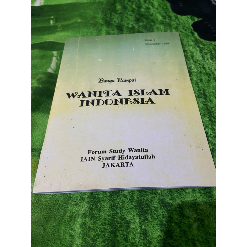 Bunga Rampai Wanita Islam Indonesia
