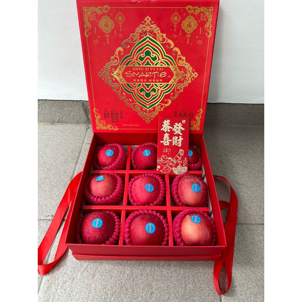 

Apel Fuji Smartie Gift Pack Imlek 1 Dus (Isi :9) Fresh Import