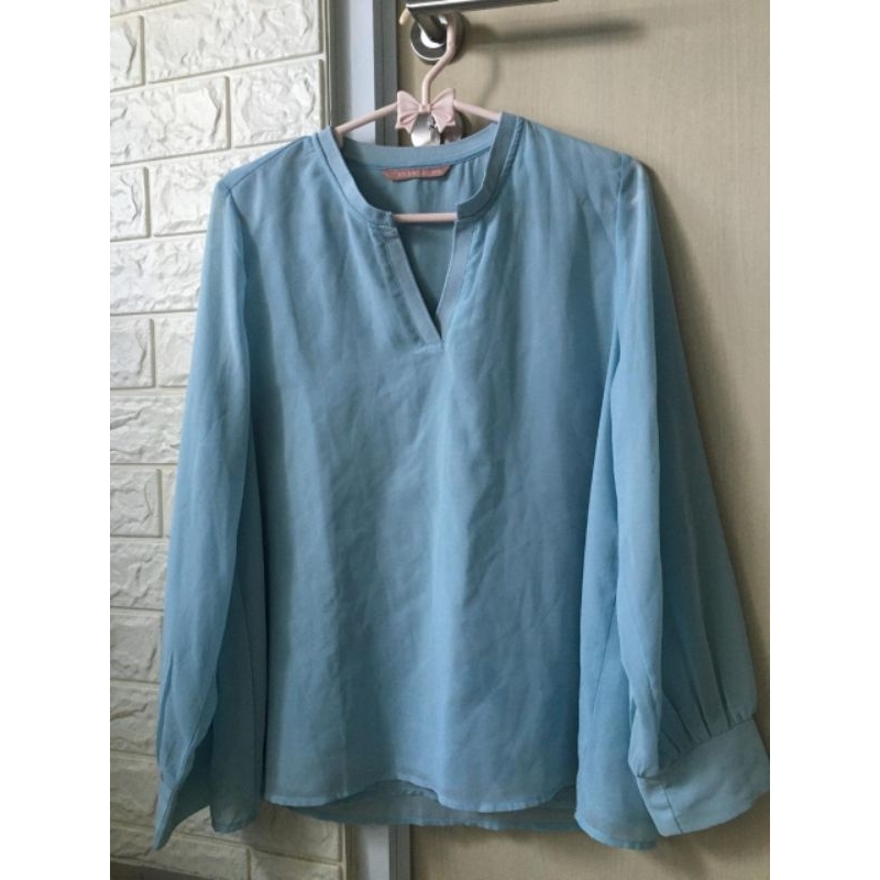 Kemeja atasan wanita lengan panjang biru muda soft blue