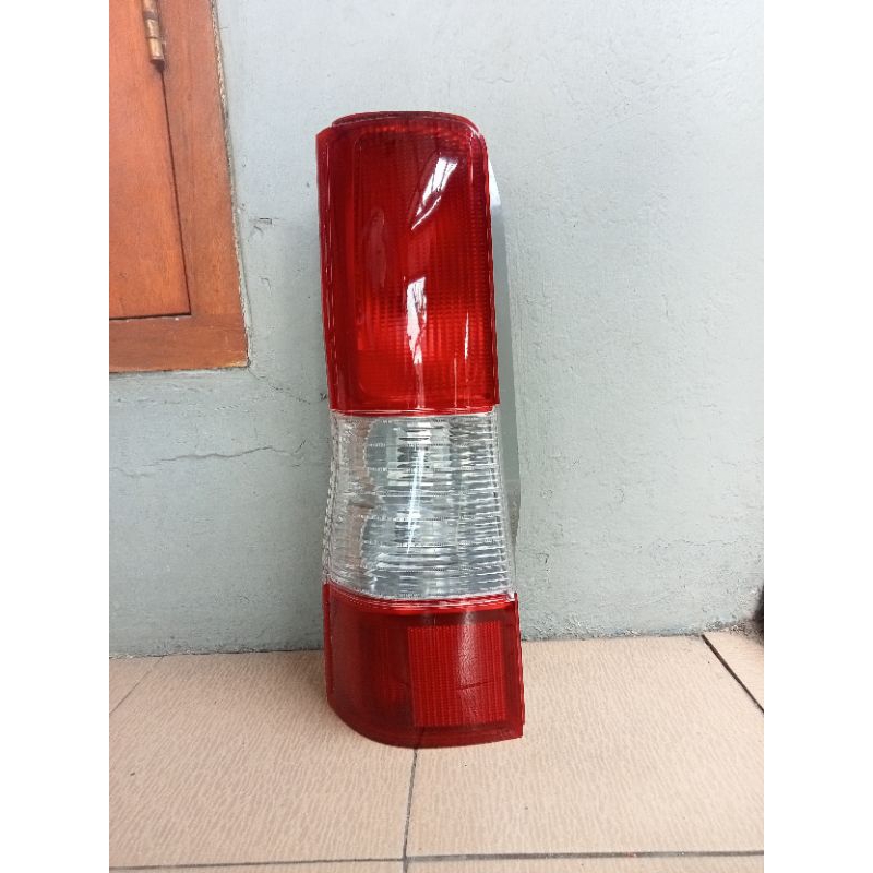 stoplamp grandmax lampu belakang grandmax mika lampu belakang grandmax kaca lampu belakang grandmax