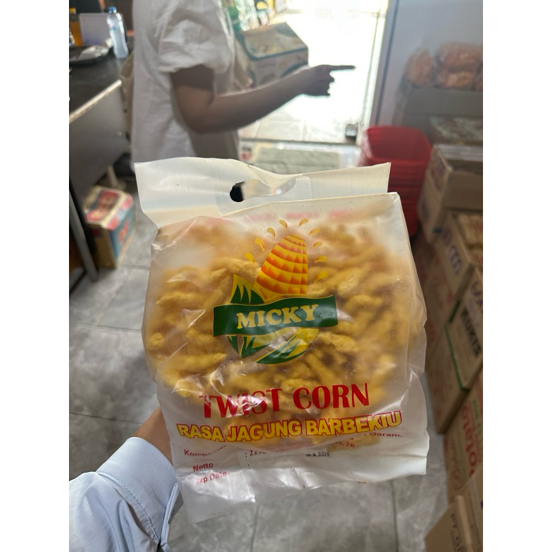 

Twiscorn kemasan bag snack kiloan