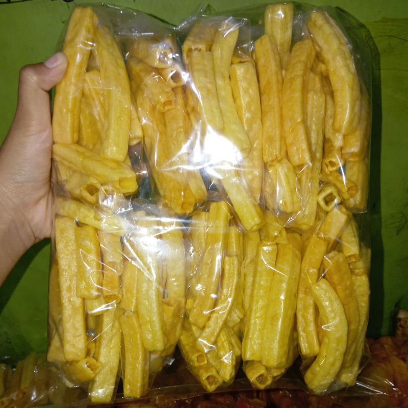 

Potato snack/ kerupuk/ cemilan tersedia juga yang mentah