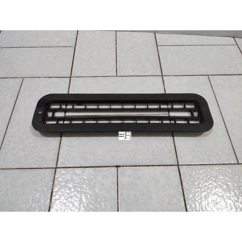 Kisi Angin Pintu Depan VW Volkswagen Kombi Jerman Combi Air Vent