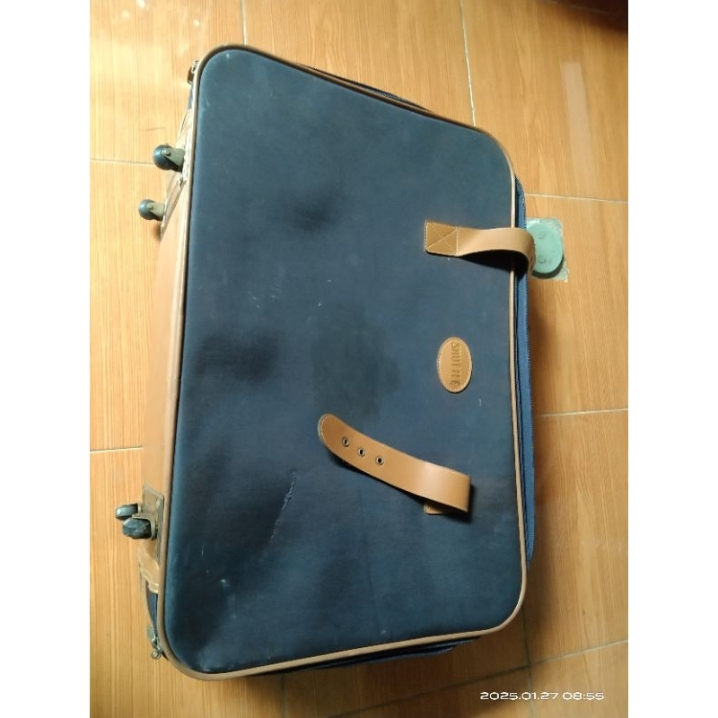 bekas tas koper vintage merek shuttle