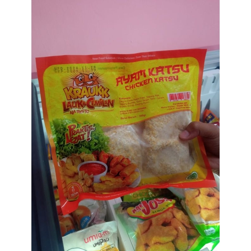 

kraukk ayam katsu
