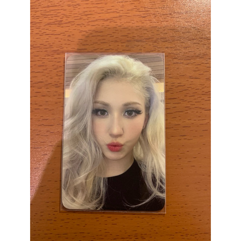 (READYSTOCK) Jeon Somi XOXO album OFFICIAL PHOTOCARD