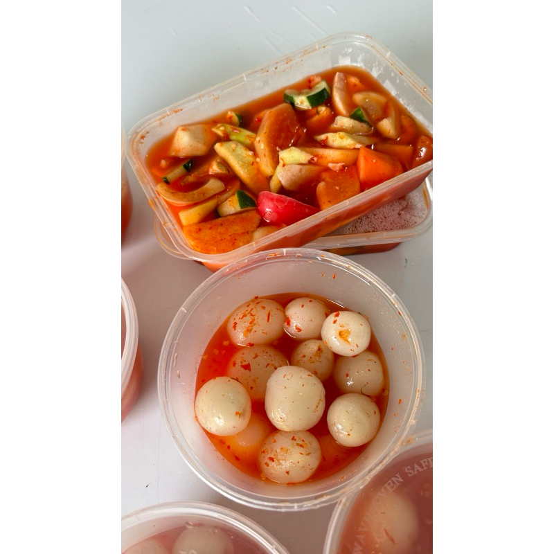 

asinan buah / asinan rambutan fresh tiap hari