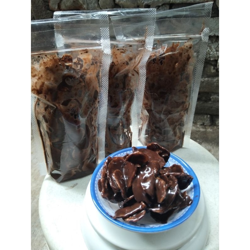 

Kripik Pisang lumer varian coklat