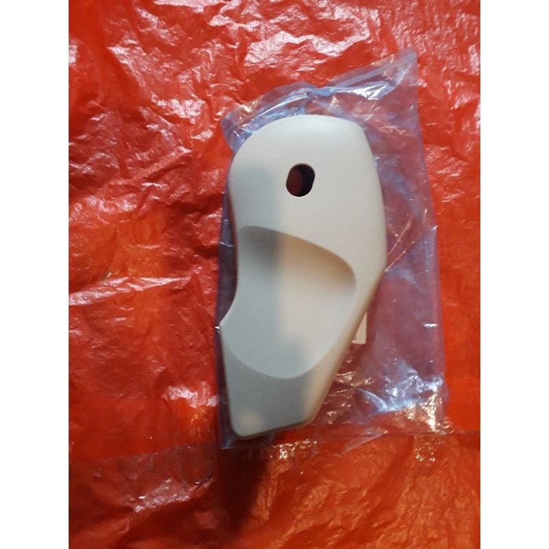 Cover jok tengah kiri luar innova 2004-2008 original
