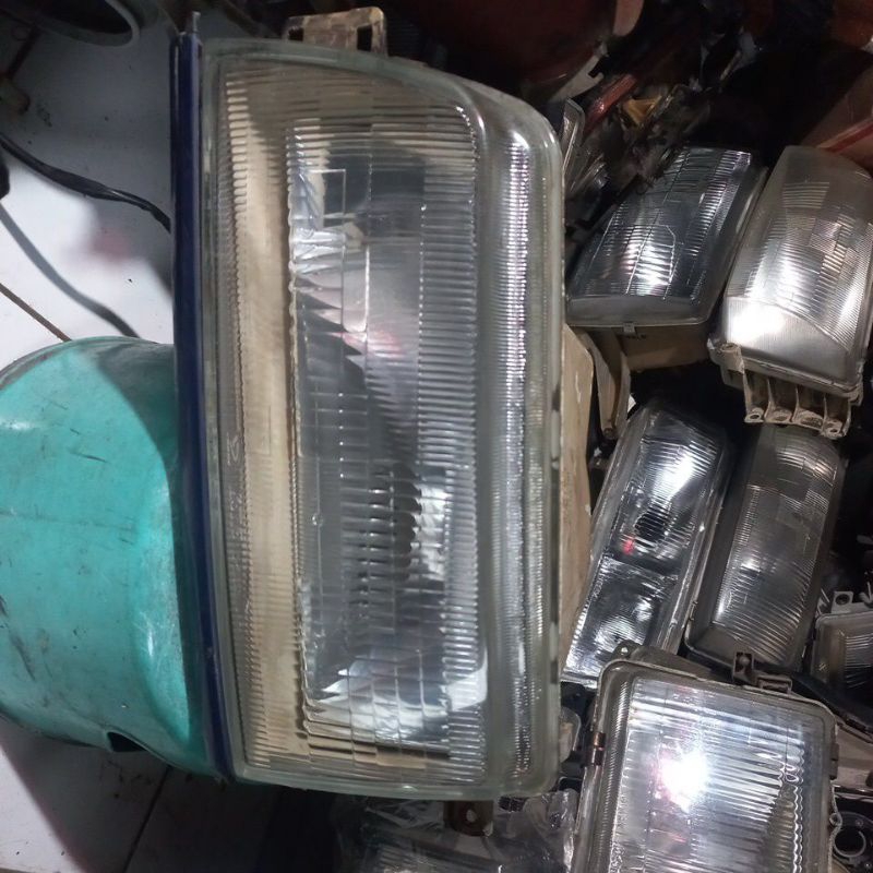 Heaflamp Lampu Depan kiri  Daihatsu Charade /Classy 88 sd 90 Original