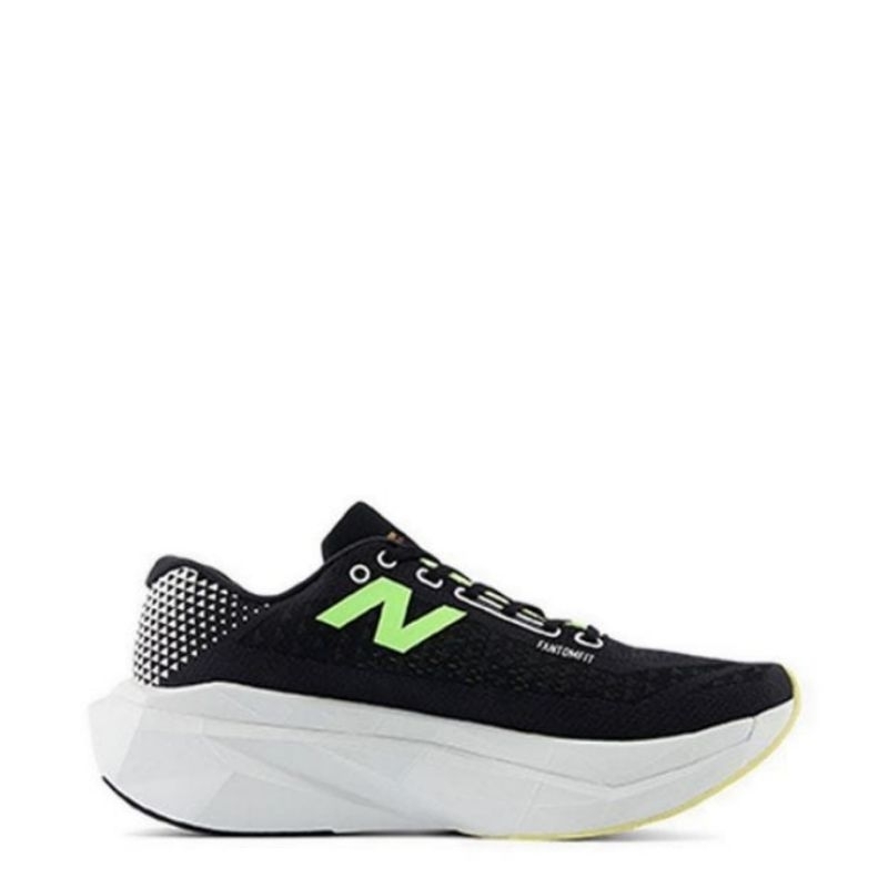 New Balance SC Trainer V2 Running Black White Sepatu Pria Original