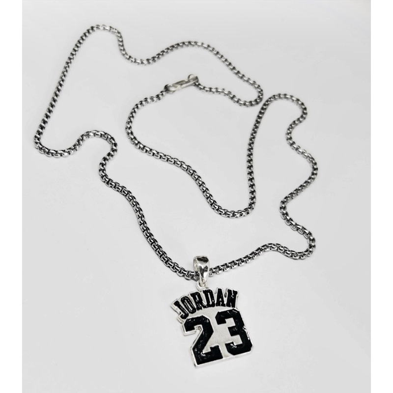 kalung jordan 23