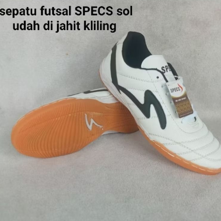 Sepatu olahraga futsal dewasa/Sepatu futsal specs outsole sudah jahit keliling