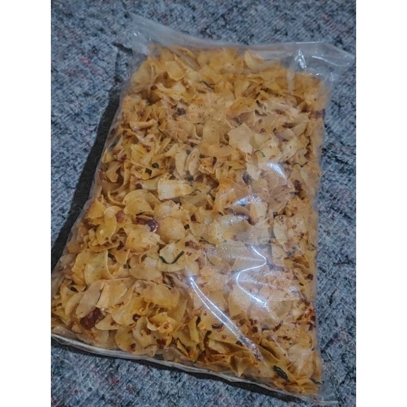 

keripik singkong kriwil pedas daun jeruk