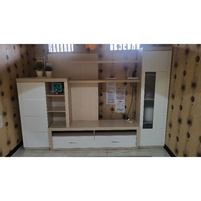 Set Lemari TV Informa Rak TV (Bekas/Preloved Like New)