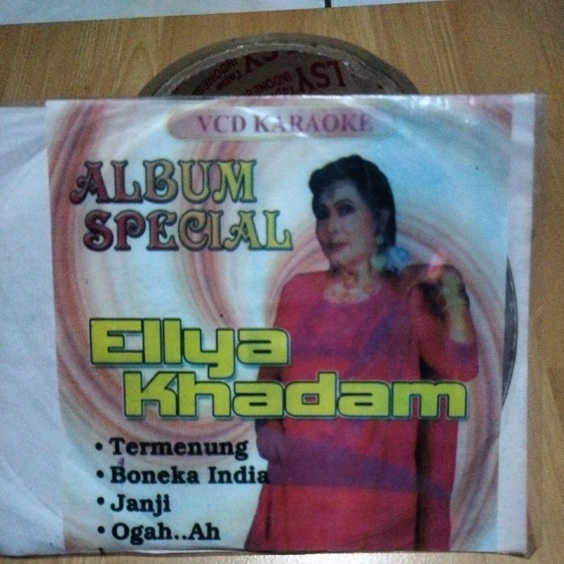 VCD Ellya Khadam