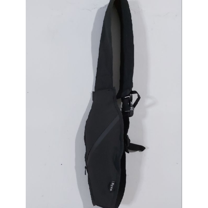 preloved wb atau tas pinggang Nyaa unisex