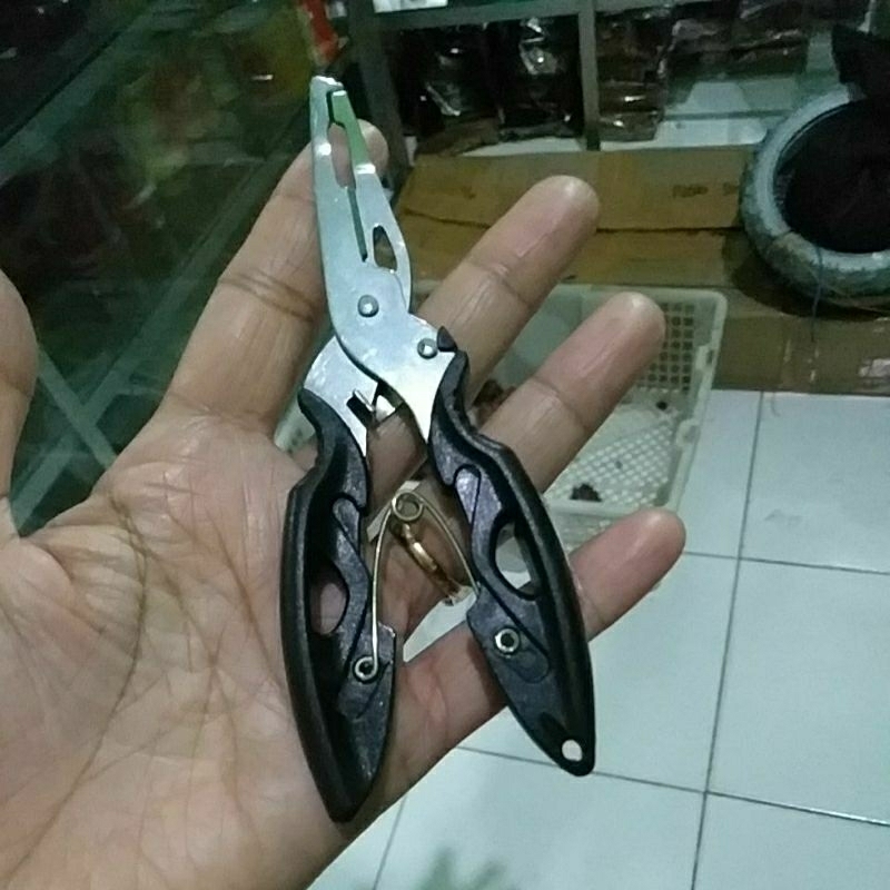 tang split ring gunting split ring