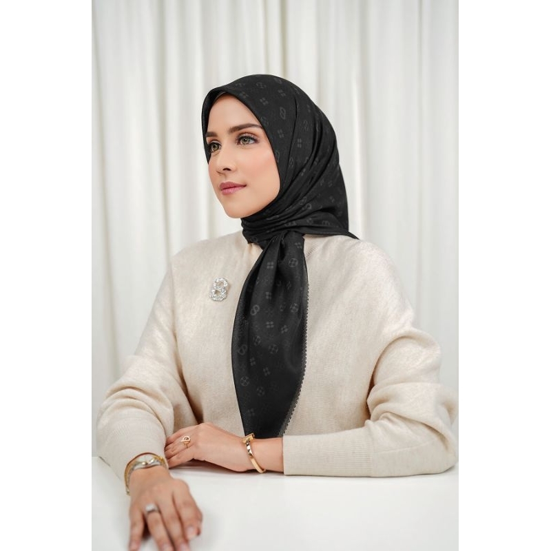 Buttonscarves - Monogram Series