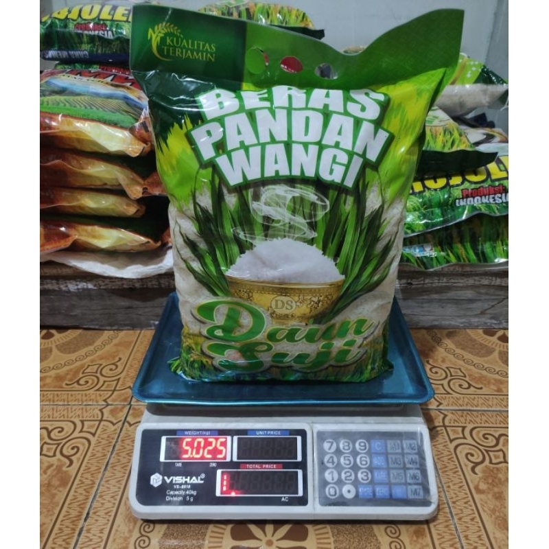 

Beras Asli Pandan Wangi Daun Suji