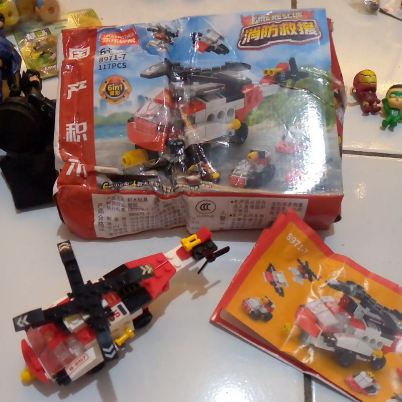 Mainan Lego Helikopter