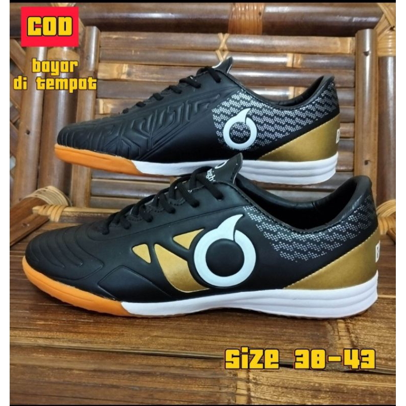 sepatu futsal ortusigh thunderclap BBS terbaru/sepatu futsal ortusigh thunderclap BBS terlaris
