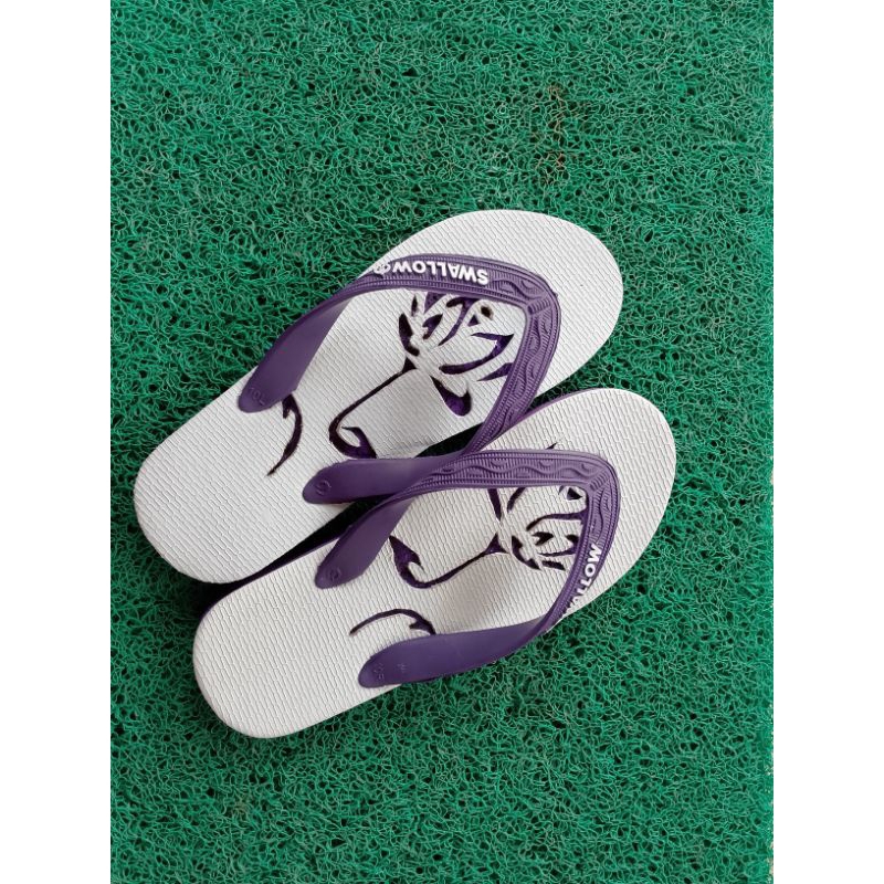 SANDAL SWALLOW UKIR BUNGA