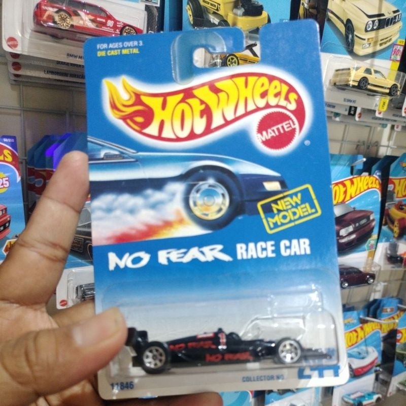 Hot Wheels New Model No Fear Race Car
