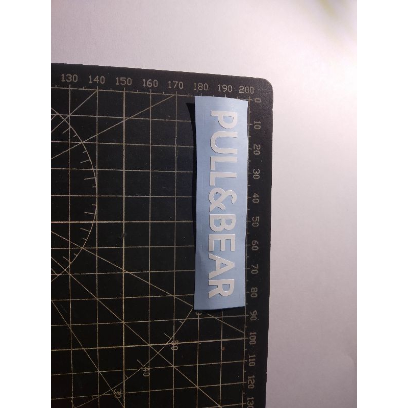 

stiker cutting pull&bear