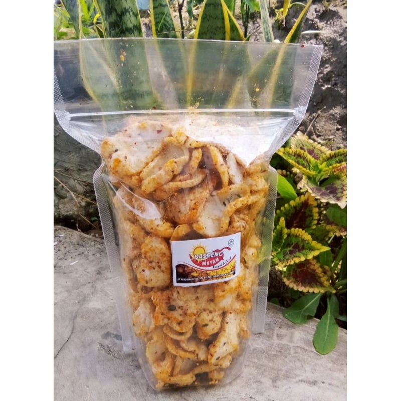 

Basreng Moyan 200gr / kerupuk Basreng /basreng viral / basreng pedas daun jeruk/ kerupuk/ Basreng / cemilan