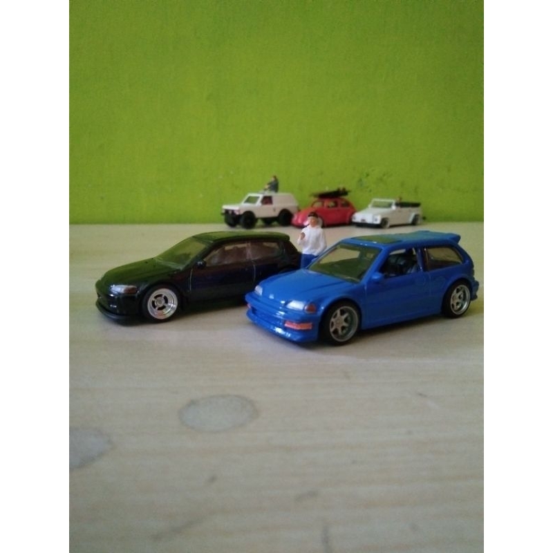 hotwheels Estilo dan Civic ban karet