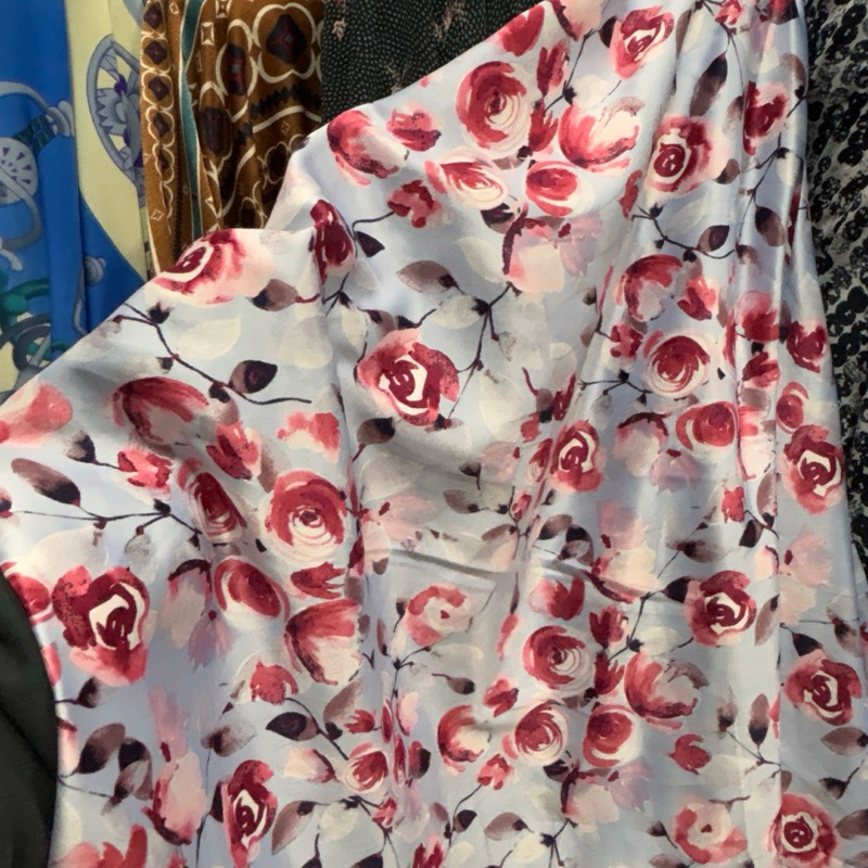 kain satin silk super premium - kain satin silk motif bangkok - kain bahan satin bridal motif - kain