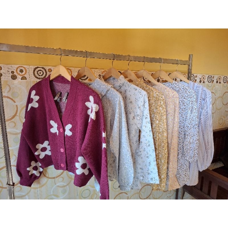 Atasan wanita motif bunga