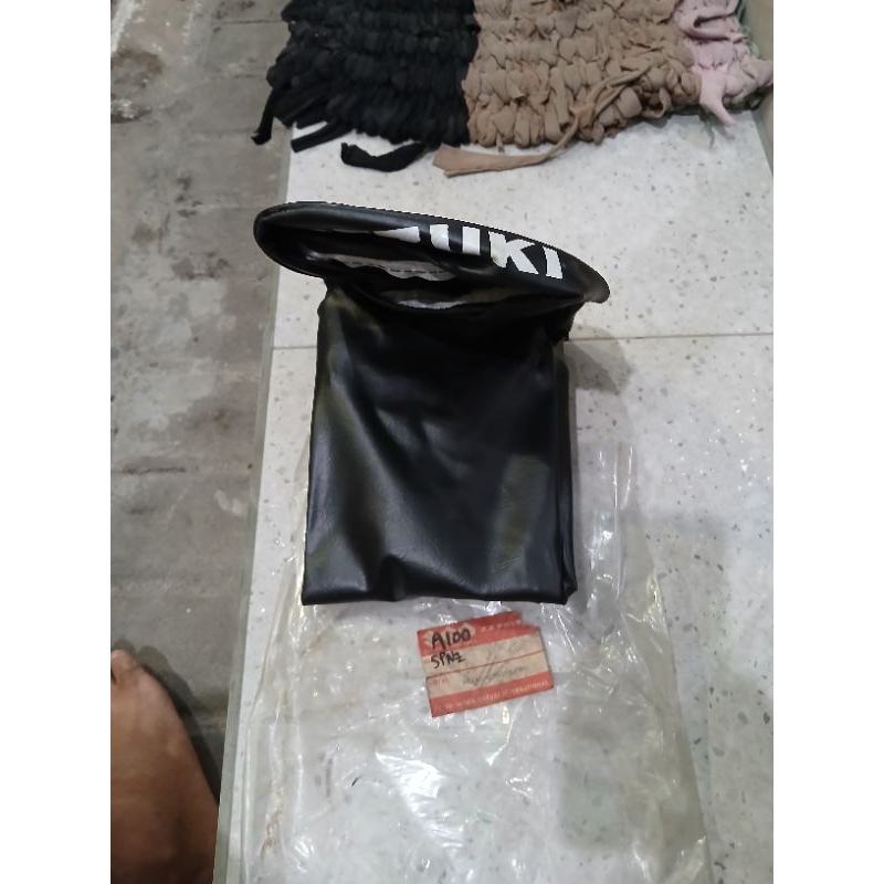 KULIT JOK SUZUKI A100X ORIGINAL SGP NOS