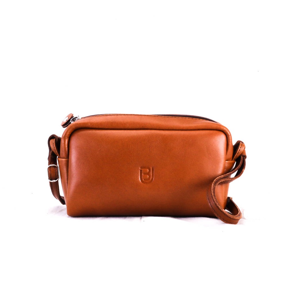 Sling Bag I Tas Selempang Kulit BeYou By BUCINI Fera