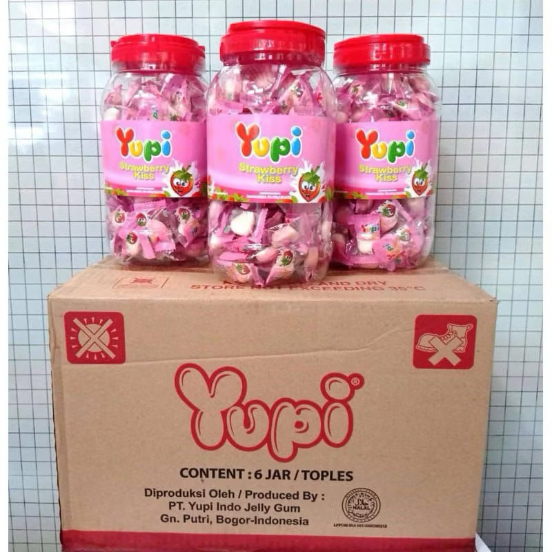 

Yupi Strawberry Kiss Jelly/Yuppi toples/YUPPI 300g/YUPPI YUPPI MUrAH