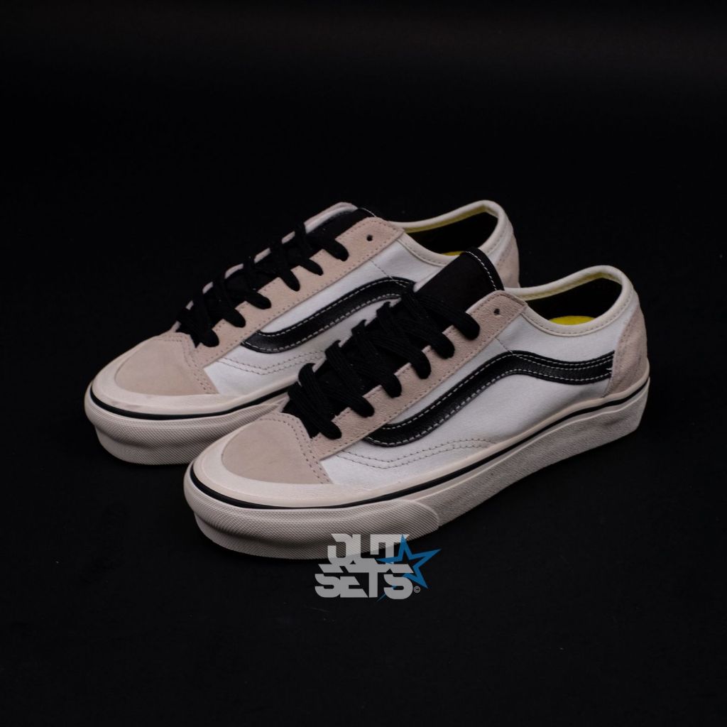 VANS STYLE 36 DECON SF V66 MARSHMALLOW