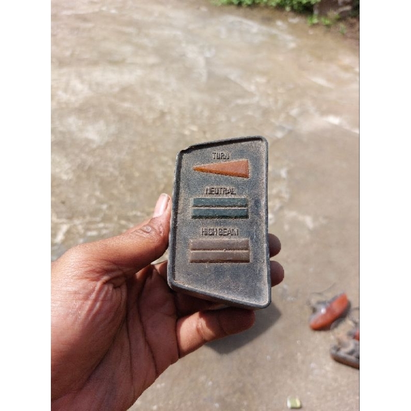 Indikator Lampu Spidometer Yamaha YT115 L2S Original