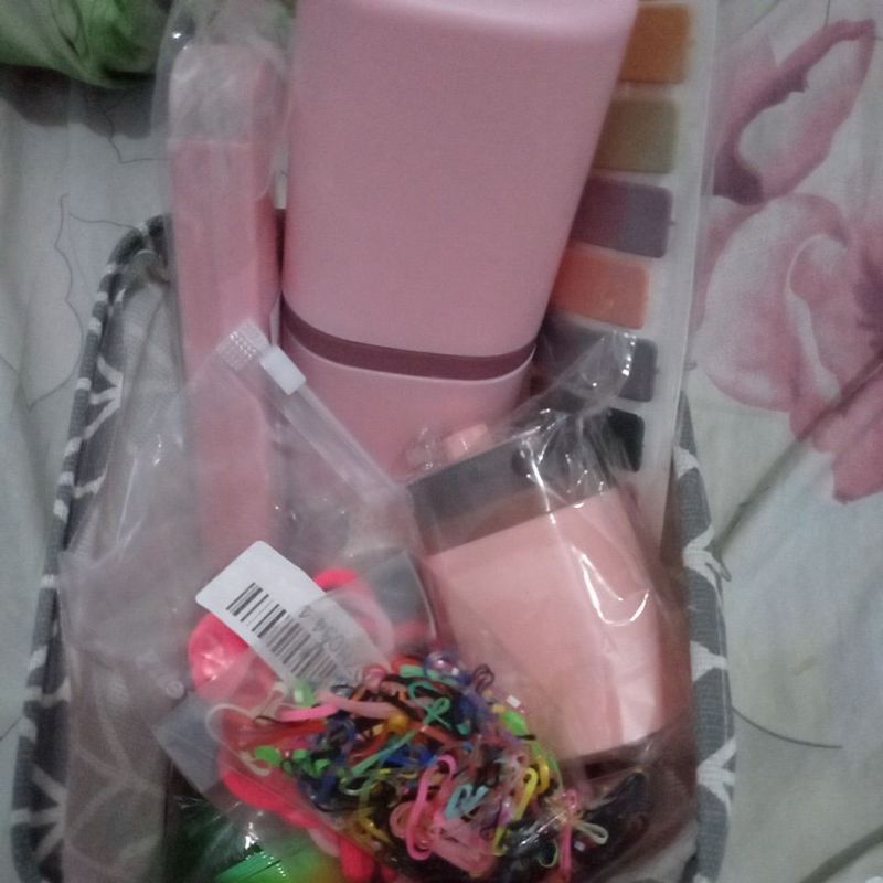 

bola bola hokii alat tulis alat rumah tangga