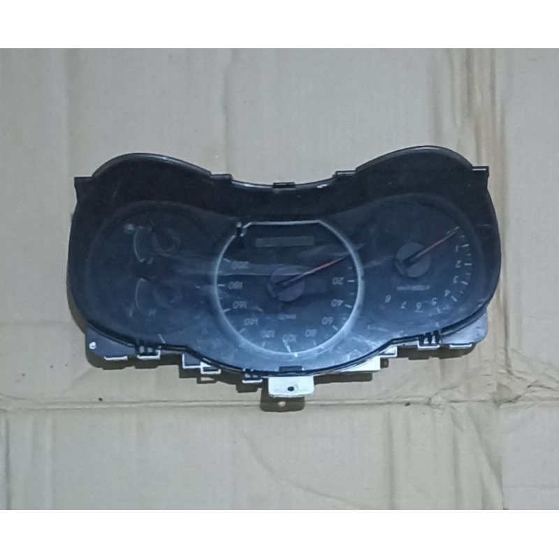 speedometer odometer Toyota kijang Innova / Fortuner type V type G original second
