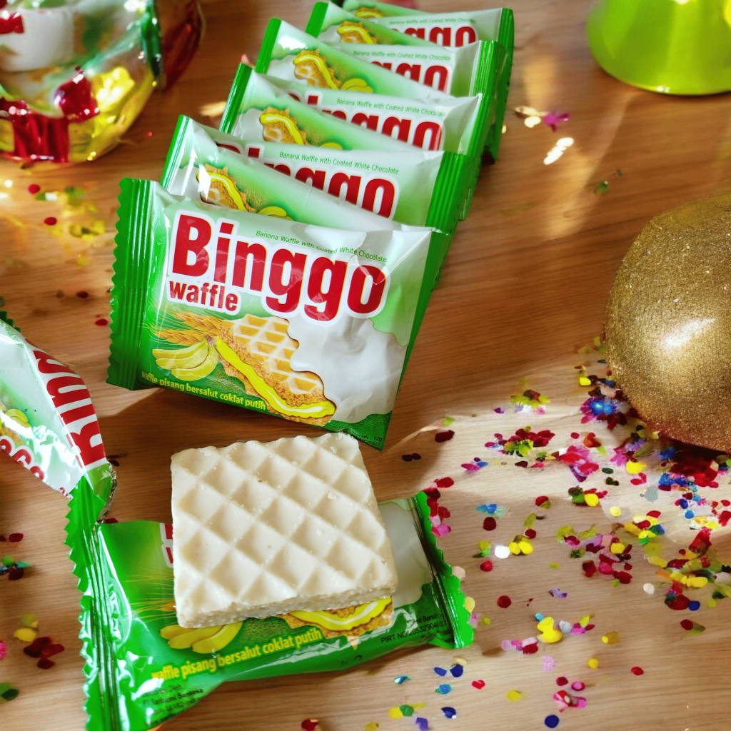 

[AF] BINGGO WAFFLE Wafer Pisang Cokelat Putih 20 pcs - Camilan Renyah, Snack Enak, Murah
