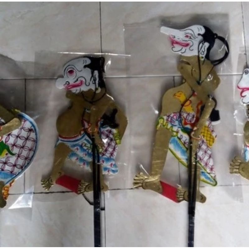 Satu Set Wayang Kulit Dagelan Punokawan, Limbuk,  Cangik, Togog dan Bilung