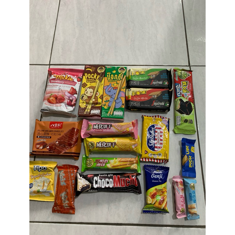 

ECER SNACK WAFER IMPORT HALAL