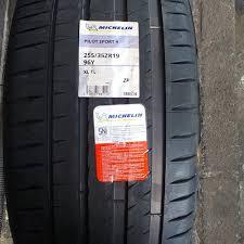 Ban Michelin PILOT SPORT 4S 255/35 R19 MO1 Ban Mobil