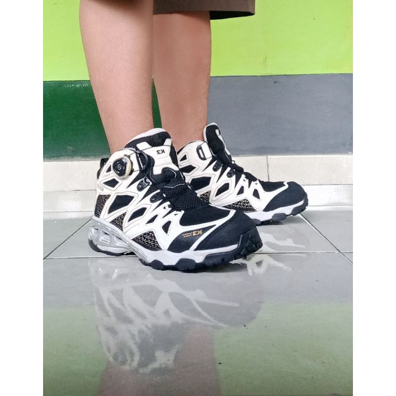 sepatu k2 tecnichal outdor